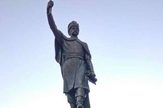 На Харківщині відкрили пам’ятник Івану Мазепі