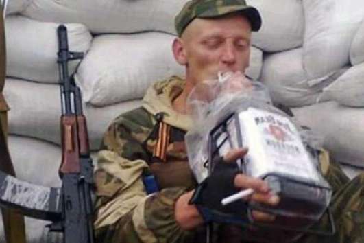 Російські офіцери «стимулюють» бойовиків на Донбасі наркотиками