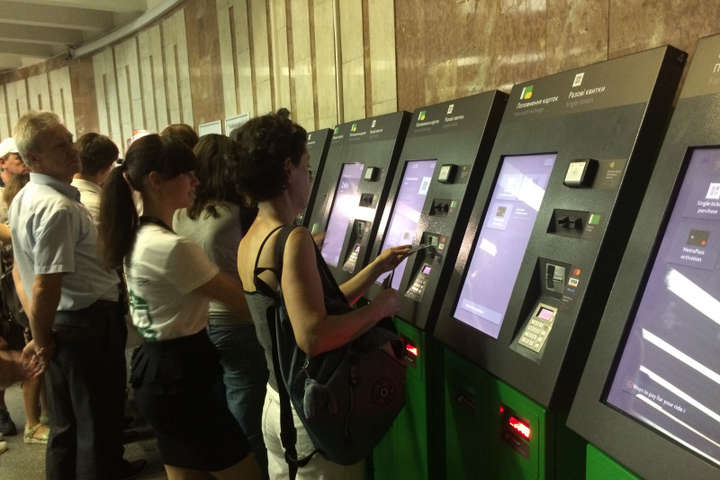 Перша станція київського метро перейшла на автоматизований режим роботи