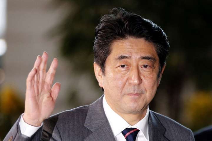 Уряд Японії подав у відставку