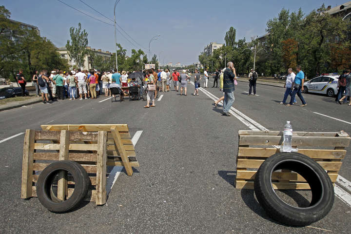 Кияни розблокували Харківське шосе