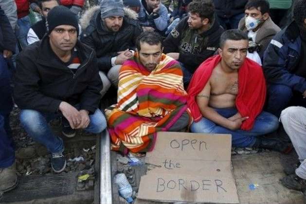 Країни ЄС планують повернути в Грецію понад 400 мігрантів