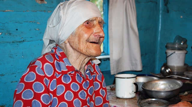 Світязька самітниця. Чим живе 97-літня баба Ганя з Волині