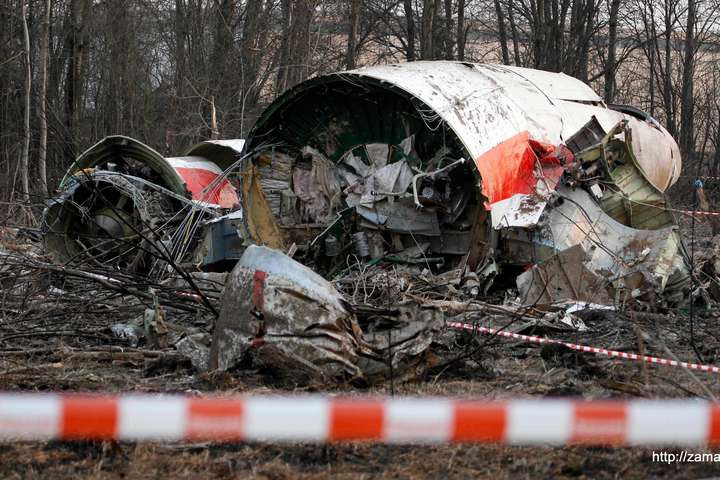 У Росії спростовують заяви Польщі про сліди вибуху на крилі літака Качинського