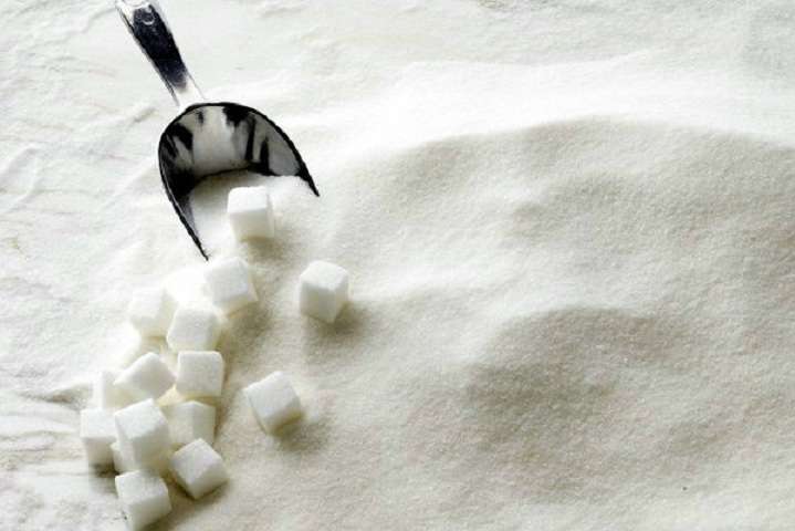 Асоція «Укрцукор» б'є на сполох: в магазинах може з'явитись не придатний для вживання цукор