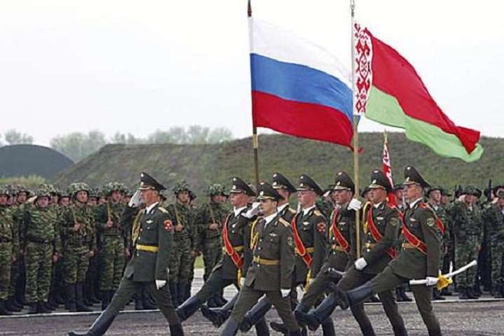 НАТО стурбоване великою військовою грою РФ в Європі - The Economist
