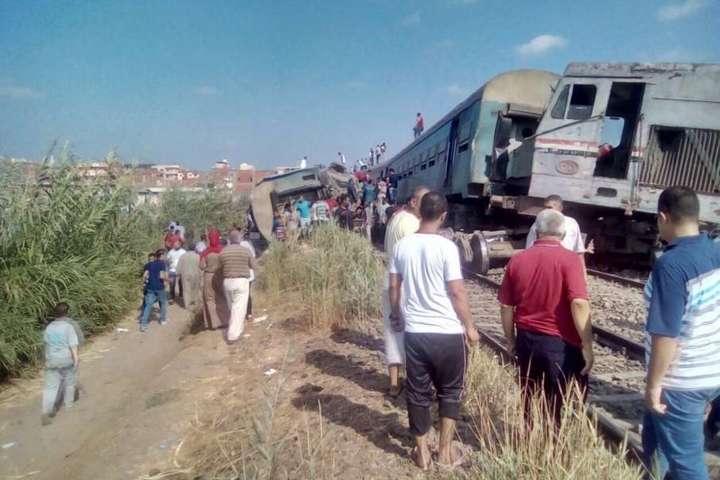 МЗС: українці не постраждали внаслідок зіткнення поїздів в Єгипті