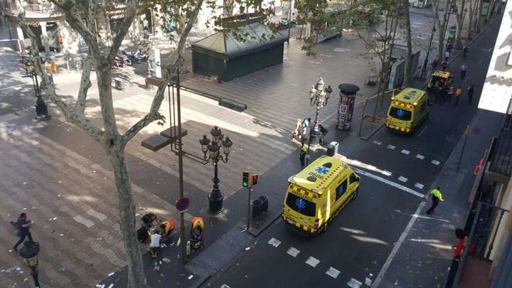 Порошенко засудив теракт в Барселоні 