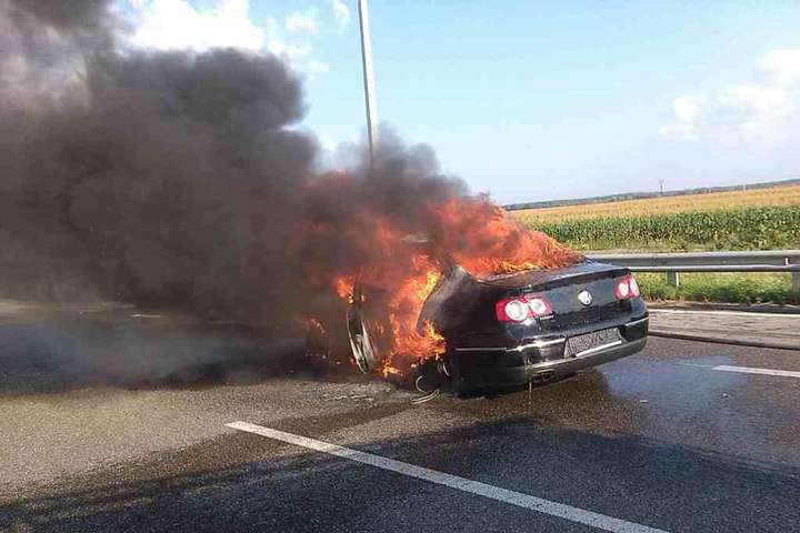 Ужасное ДТП на Киевщине: водитель сгорел заживо в машине