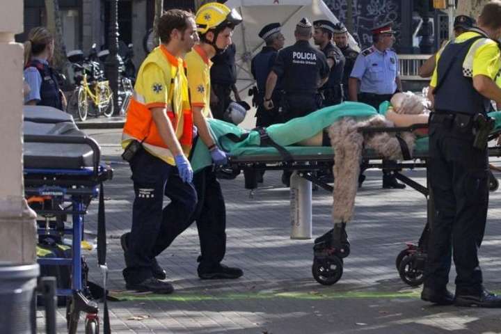 ЗМІ: понад 50 людей залишаються в лікарнях після терактів у Каталонії