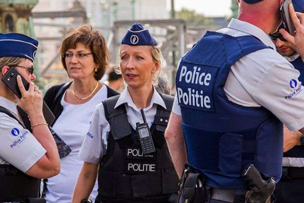 Поліція в Брюсселі перекрила центральний район через бійку між біженцями