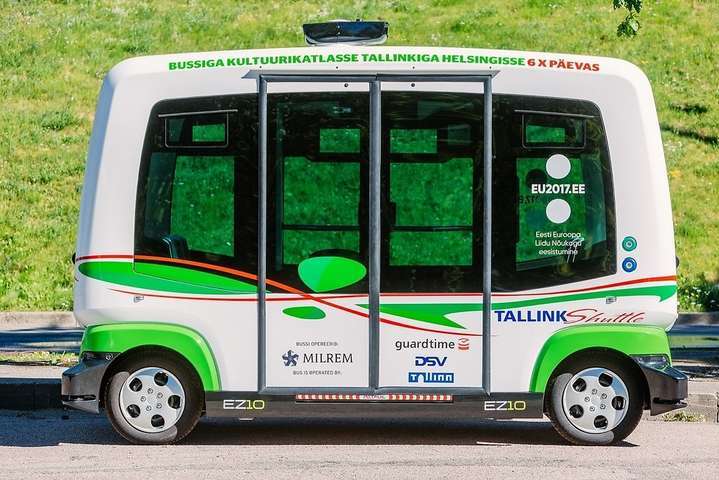 Безпілотні автобуси у Талліні порушують правила дорожнього руху
