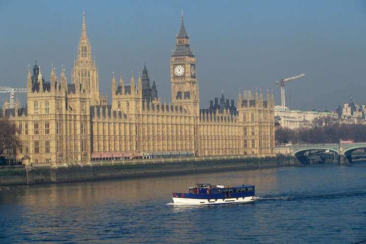 Поліція перевірила захищеність парламенту Британії: терористи можуть туди проникнути за п’ять хвилин