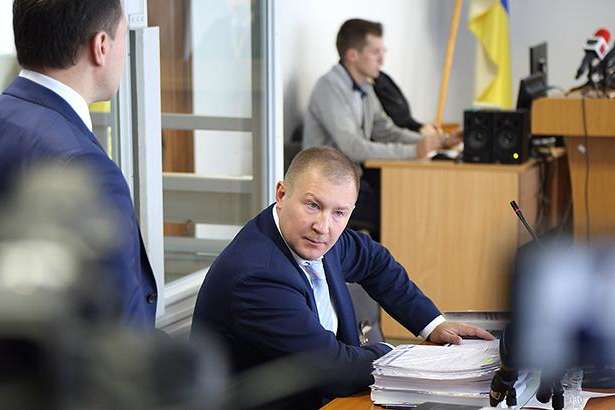Адвокат Януковича каже, що Кобзон набрехав про його клієнта
