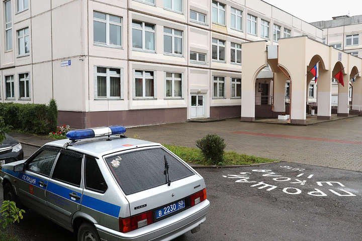 «Кричал, что пришел умереть»: появились подробности стрельбы в российской школе 