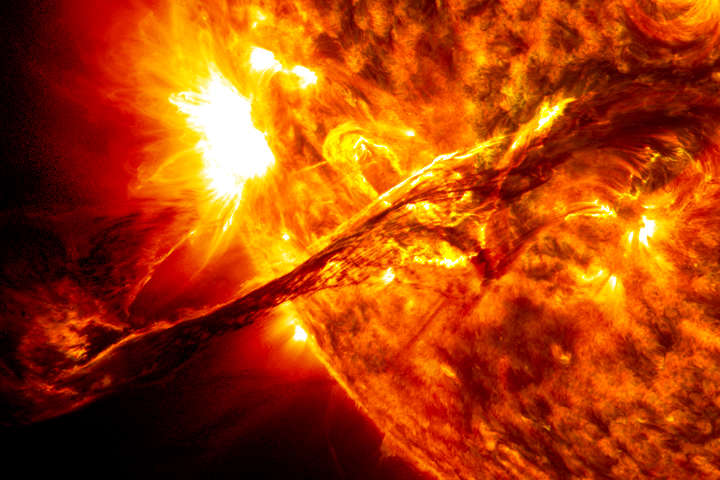 На Сонці стався найпотужніший за останні 12 років спалах