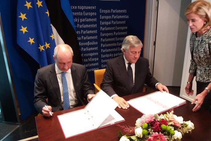 У ЄС підписали додаткові торговельні преференції для України 