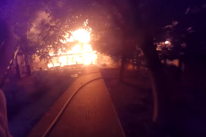 Пожежа в одеському таборі: оприлюднено відео з нагрудної камери рятувальника