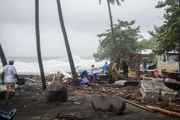 Ураган «Марія» дістався Гваделупи: одна людина загинула, двоє зникли безвісти