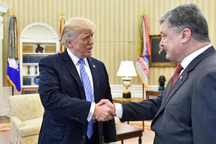 Порошенко і Трамп обговорять розширення санкцій проти Росії