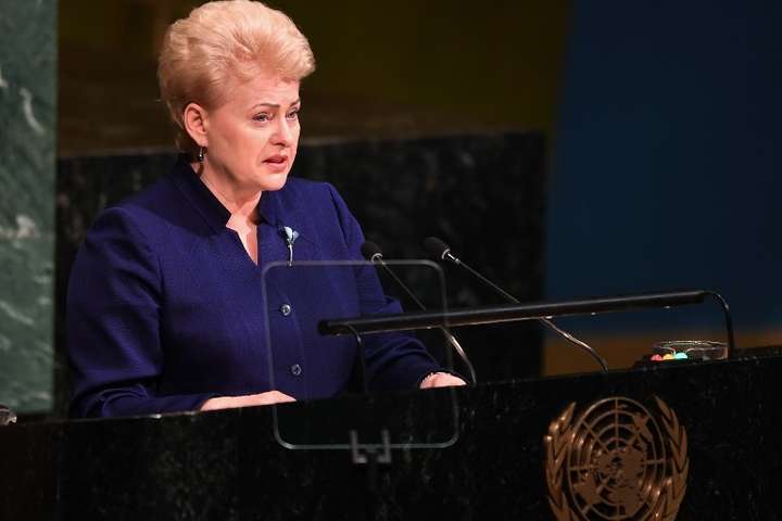 Президент Литви вважає навчання «Захід-2017» репетицією атаки на Захід