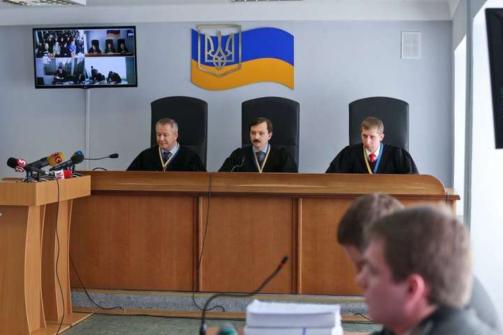 Справа Януковича: суд взяв п’ятиденну перерву