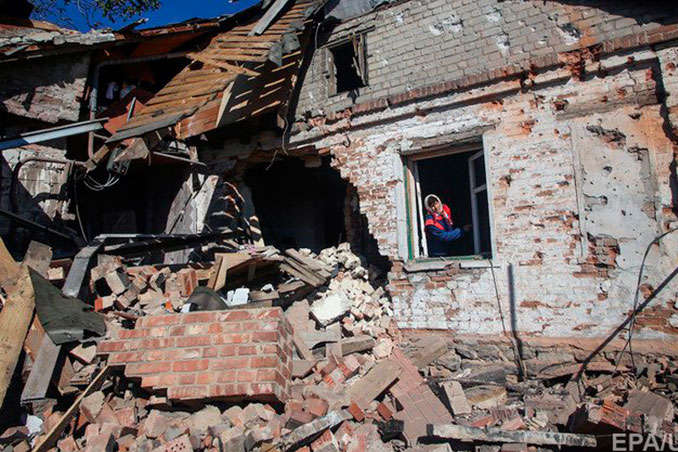 Мешканець Донбасу Лошадкін відсудив в України 2 млн за будинок, який «зруйнувала Росія»