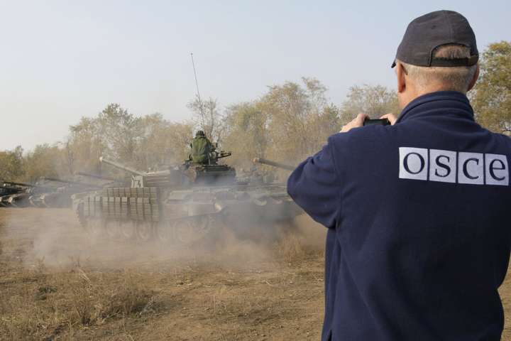 Місія ОБСЄ зафіксувала на Луганщині укріплення вогневих позицій бойовиків