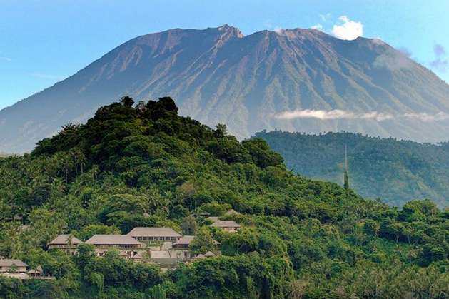 На Балі евакуювали 35 тисяч людей через загрозу виверження вулкана