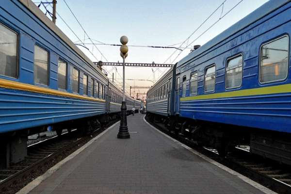 До Дня захисника України залізниця пустить шість додаткових поїздів 
