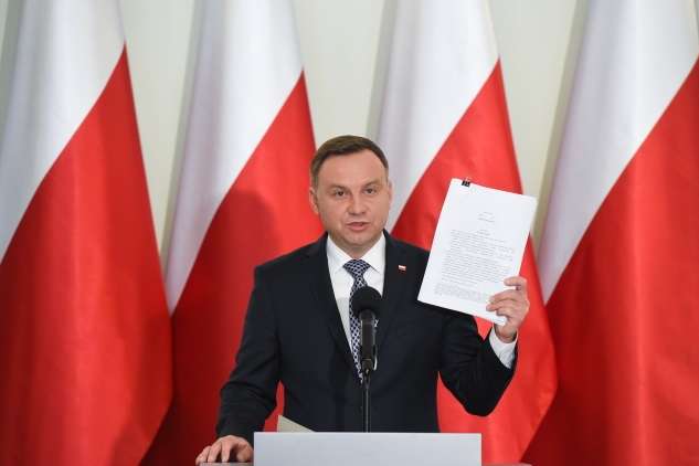 Президент Польщі представив власний законопроект про Верховний суд