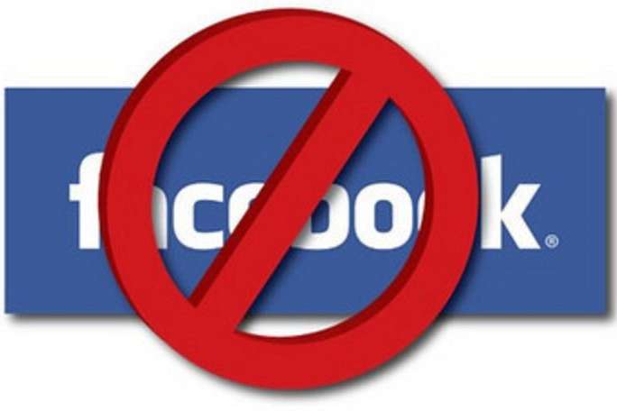 Росія погрожує заблокувати Facebook