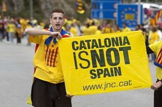 Уряд Каталонії має намір все таки провести референдум про незалежність