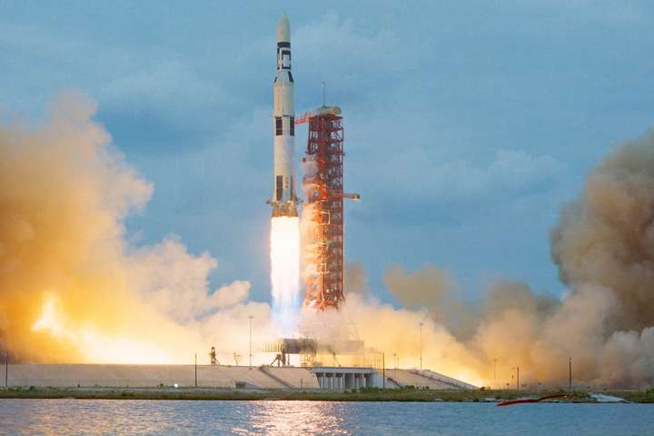 Три ракети, створені за участю України, у листопаді відправляться в космос 