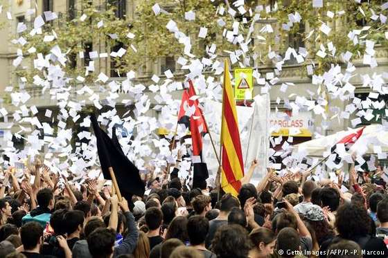 У Каталонії вийшли на демонстрацію десятки тисяч людей