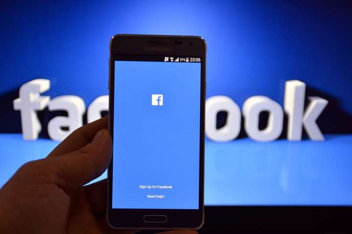 Facebook змінив правила розміщення політичної реклами