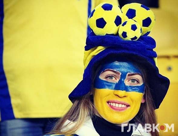 Матч Україна - Хорватія. Фоторепортаж з неочікуваного ракурсу