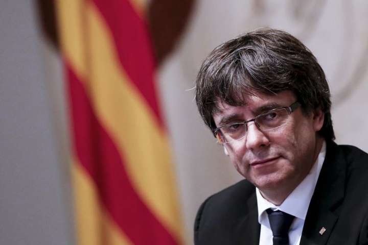 Глава уряду Каталонії закликав парламент відкласти проголошення незалежності