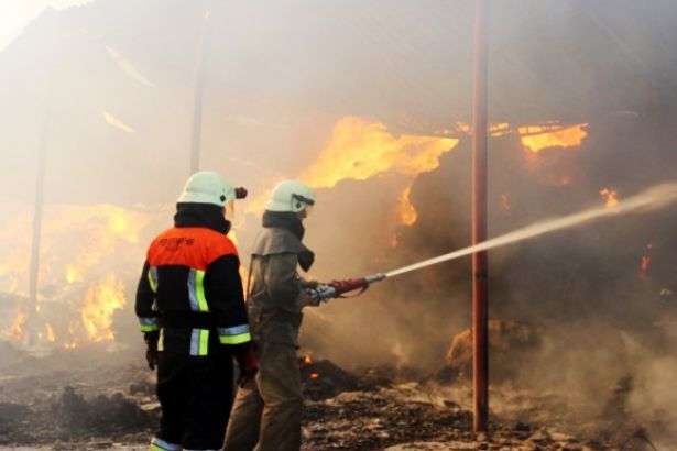 На Харківщині внаслідок пожежі одна дитина загинула та четверо постраждали