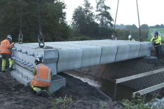 � ͳ��������� ���������� ���, ������������ �� 3D-�������