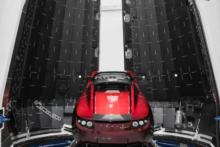 Маск відправить на Марс свою автівку Tesla (фото)