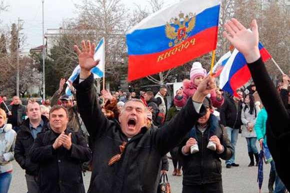 79% росіян сподіваються на відновлення відносин з Україною