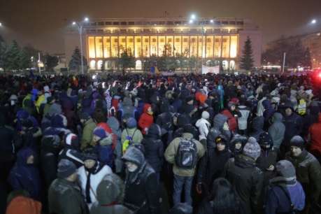 У Румунії мітингують на підтримку антикорупційного управління