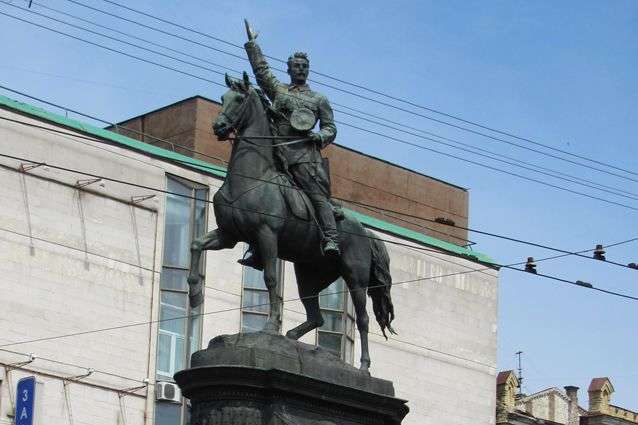 Кличко виступив проти демонтажу пам'ятника Щорсу