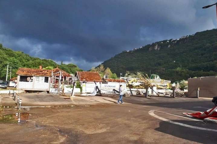 У Чорногорії ураган пошкодив 50 будинків
