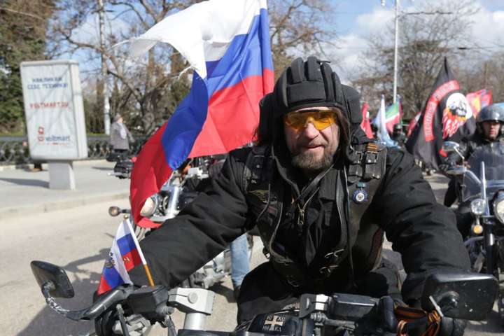 Президент Словаччини назвав пропутінських байкерів причетними до анексії Криму