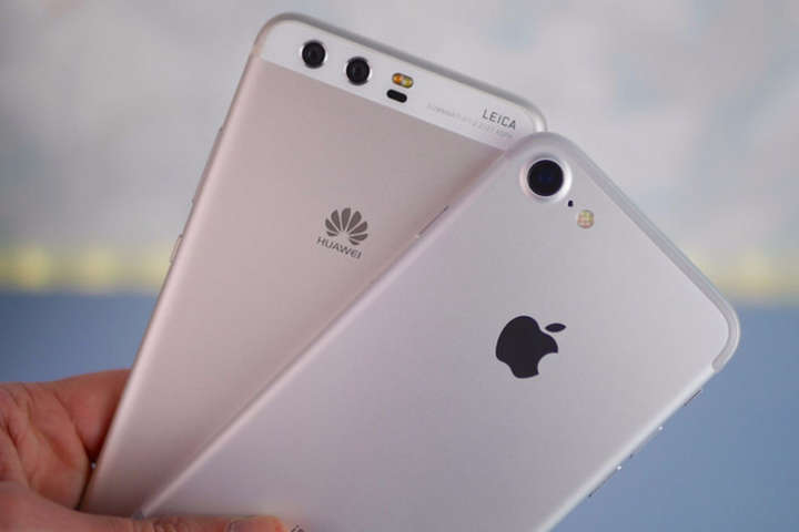 Китайская Huawei обогнала Apple по продажам смартфонов