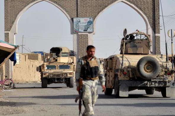 Кабул відновлює контроль над більшою частиною Газні