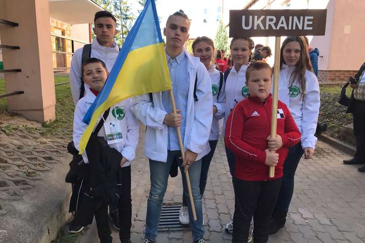 Українці здобули три медалі на командній першості світу з шашок-100 серед молоді