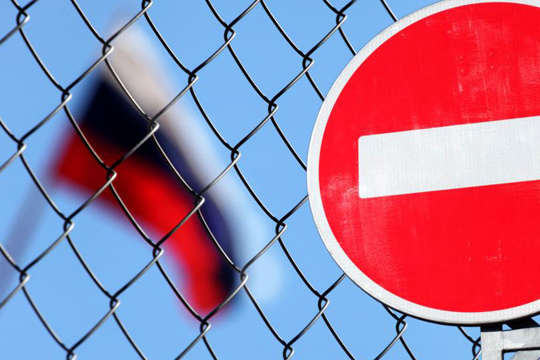 Російські контрсанкції: РФ заборонить виведення грошей в Україну